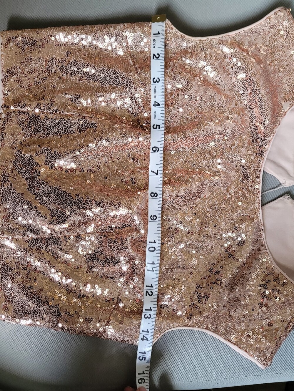 Cropped Sequins Top - Picture 4 of 5